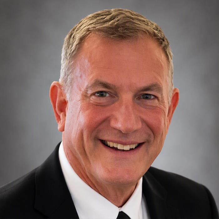 Executive-in-Residence Shares Experience on Workplace Performance